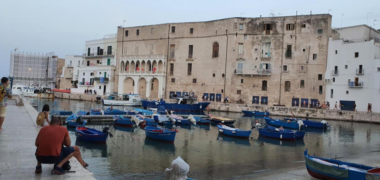 Dimora Nel Cuore Del Centro Storico Di 莫诺波利 外观 照片